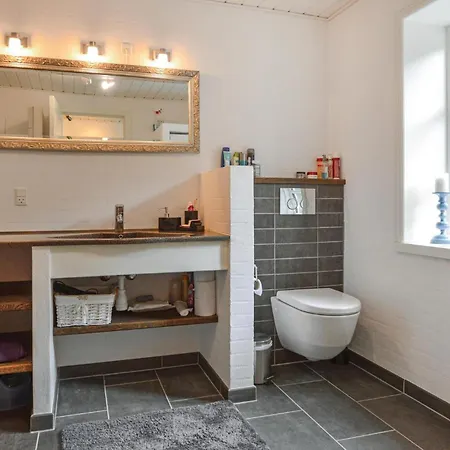 Semesterbostad Hodde With Fireplace *